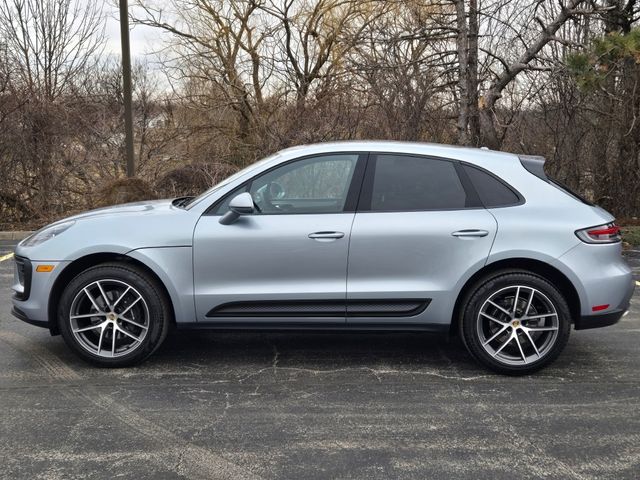 2024 Porsche Macan Base