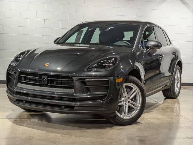 2024 Porsche Macan Base