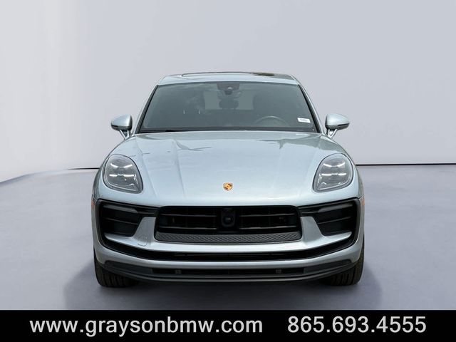 2024 Porsche Macan Base