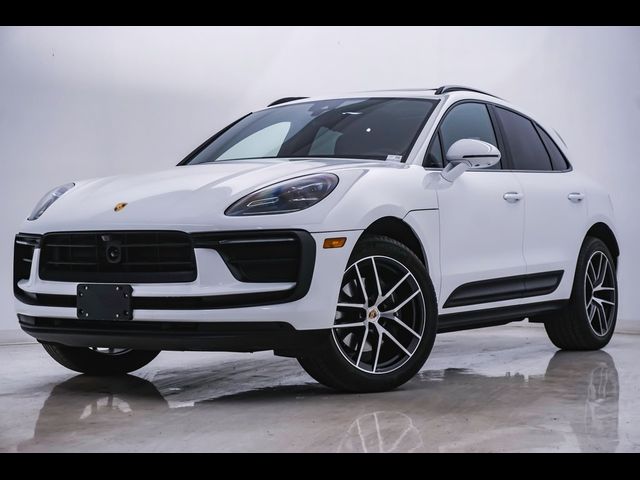 2024 Porsche Macan 