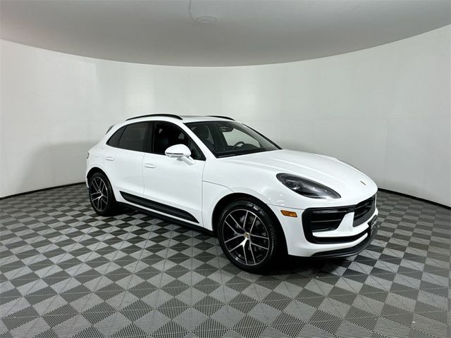 2024 Porsche Macan Base