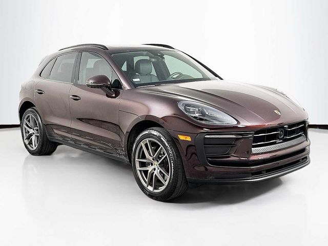 2024 Porsche Macan Base