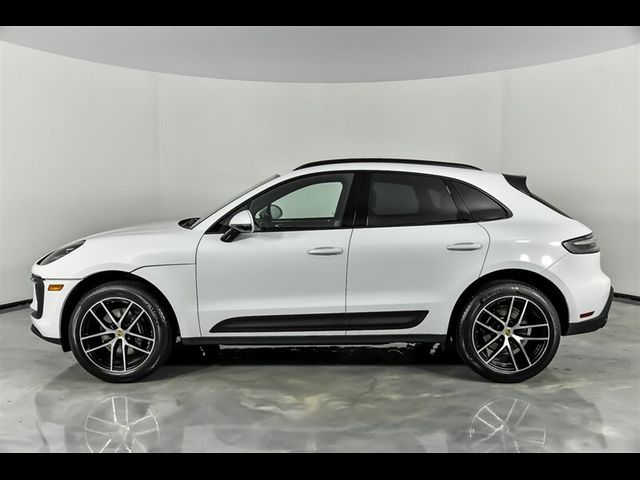 2024 Porsche Macan 