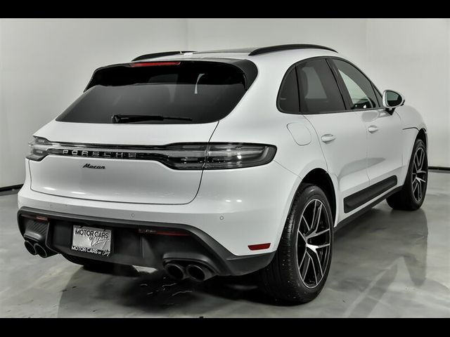 2024 Porsche Macan 