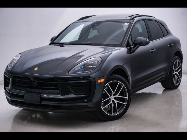 2024 Porsche Macan Base