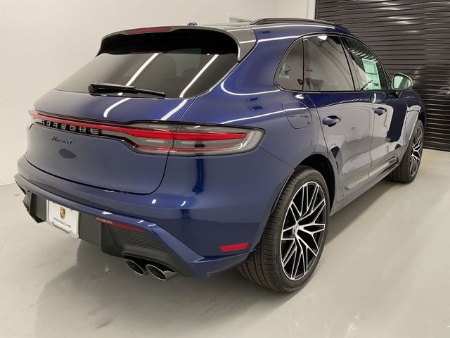 2024 Porsche Macan Base