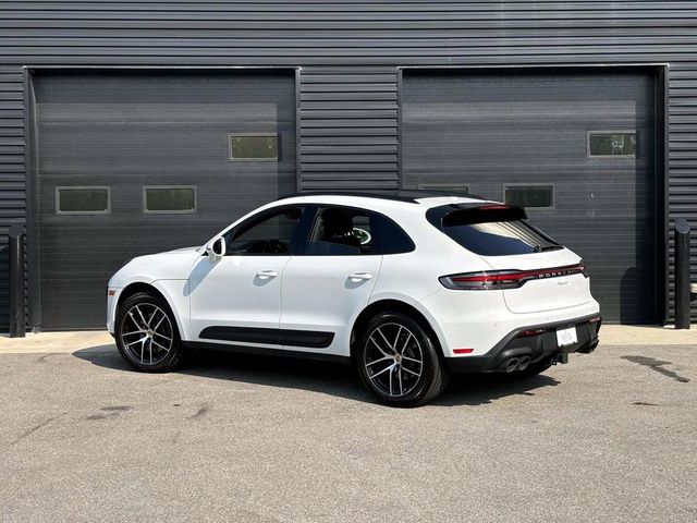 2024 Porsche Macan Base