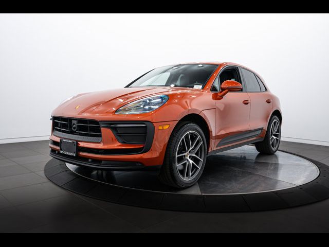 2024 Porsche Macan Base