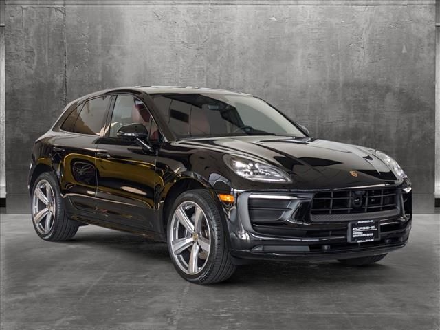 2024 Porsche Macan Base