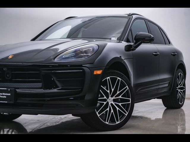 2024 Porsche Macan 