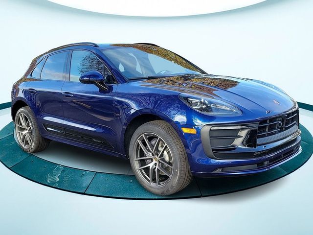 2024 Porsche Macan Base