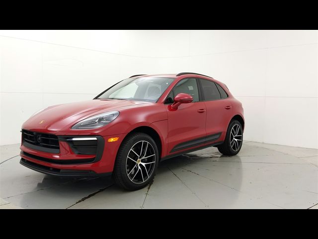 2024 Porsche Macan 