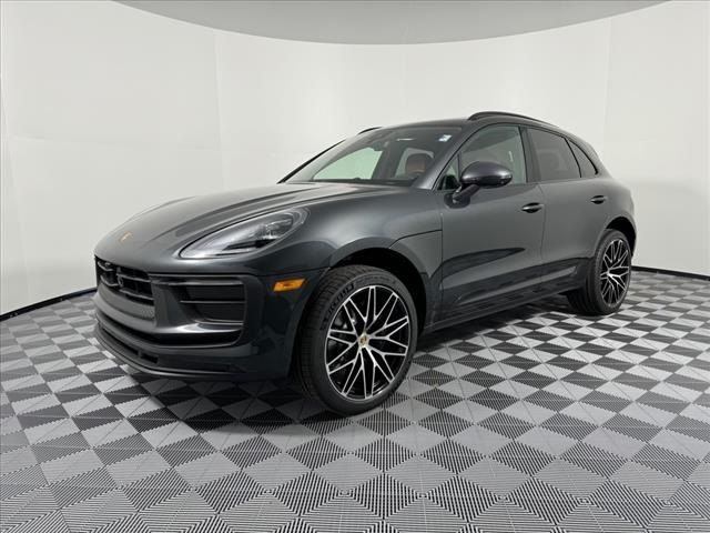 2024 Porsche Macan Base