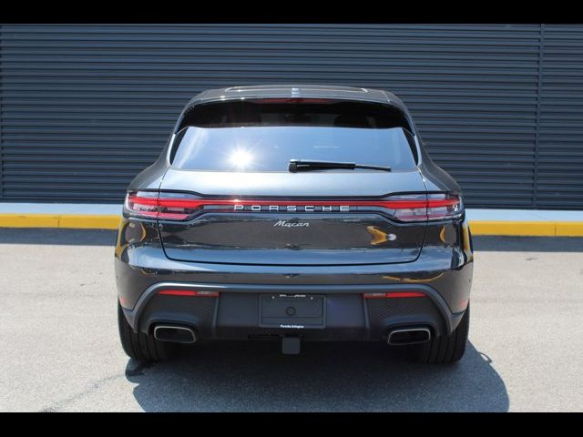 2024 Porsche Macan Base