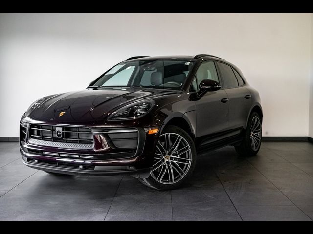 2024 Porsche Macan 