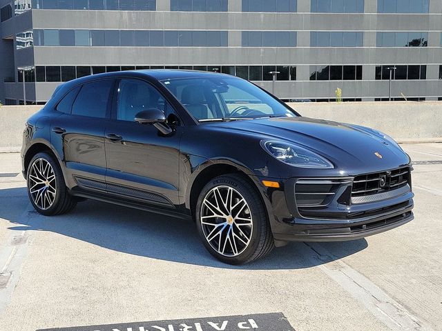 2024 Porsche Macan Base