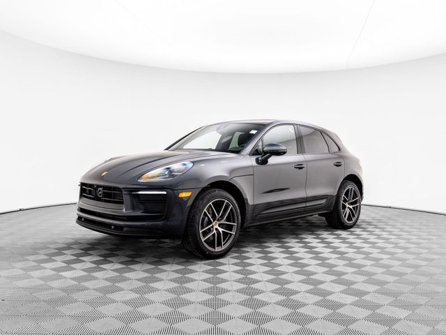 2024 Porsche Macan Base