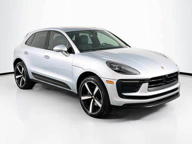 2024 Porsche Macan Base