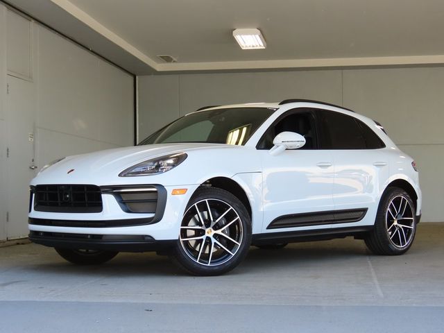 2024 Porsche Macan 