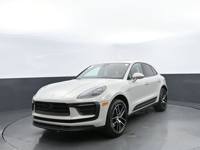 2024 Porsche Macan 