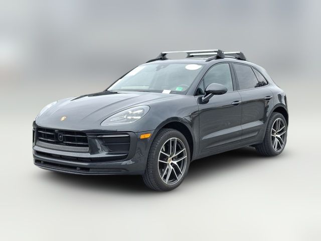 2024 Porsche Macan Base