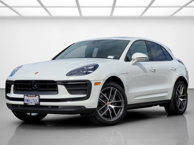 2024 Porsche Macan Base