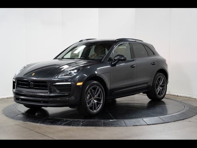 2024 Porsche Macan Base