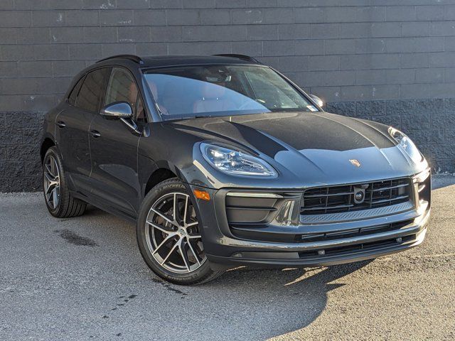 2024 Porsche Macan 