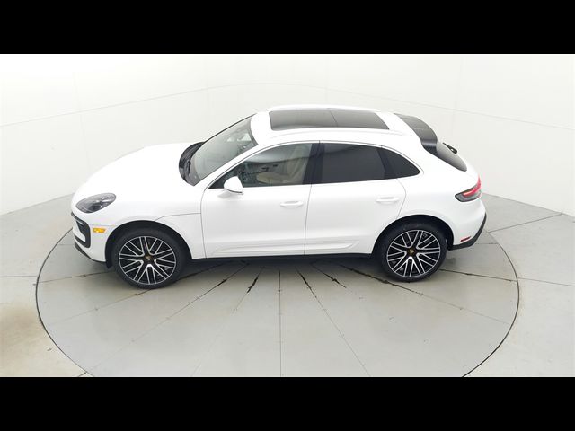 2024 Porsche Macan 