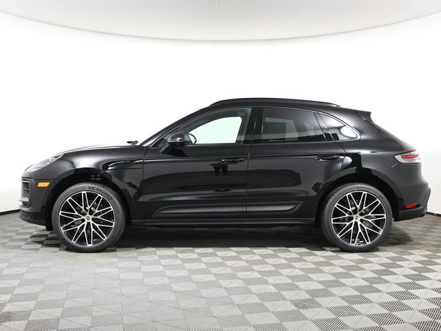 2024 Porsche Macan Base