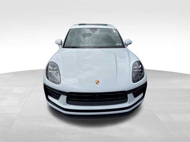 2024 Porsche Macan T