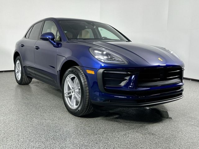 2024 Porsche Macan Base