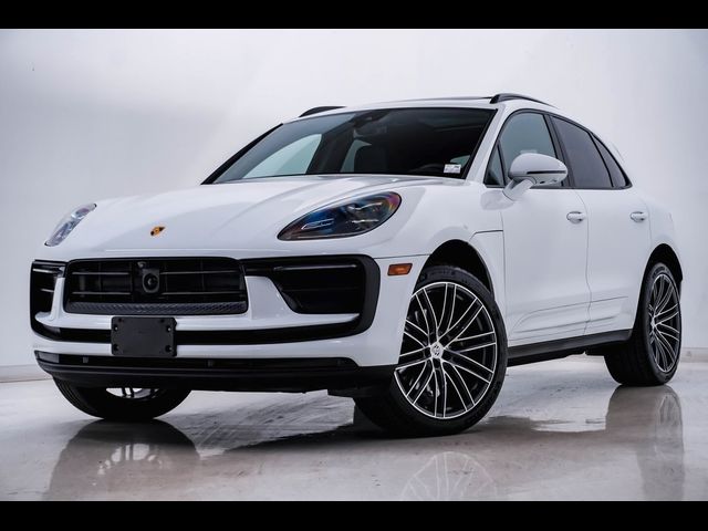 2024 Porsche Macan 