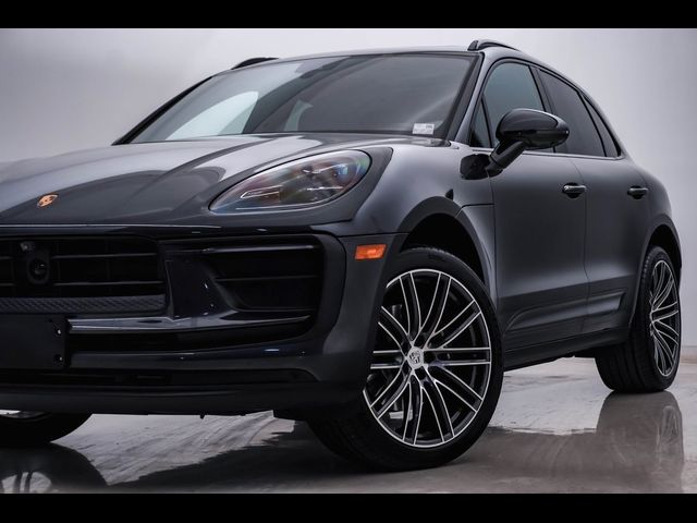 2024 Porsche Macan 