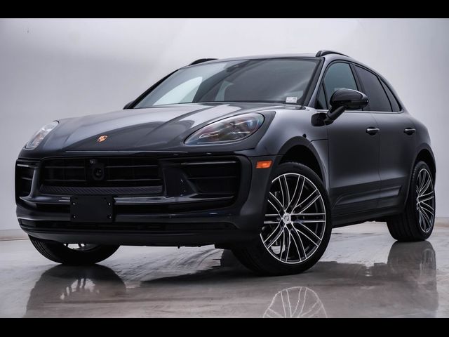 2024 Porsche Macan 