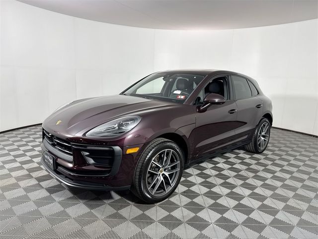 2024 Porsche Macan Base