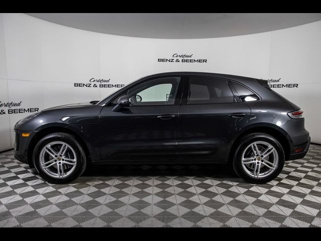 2024 Porsche Macan 