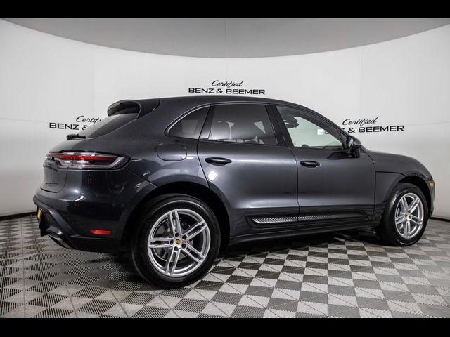 2024 Porsche Macan 