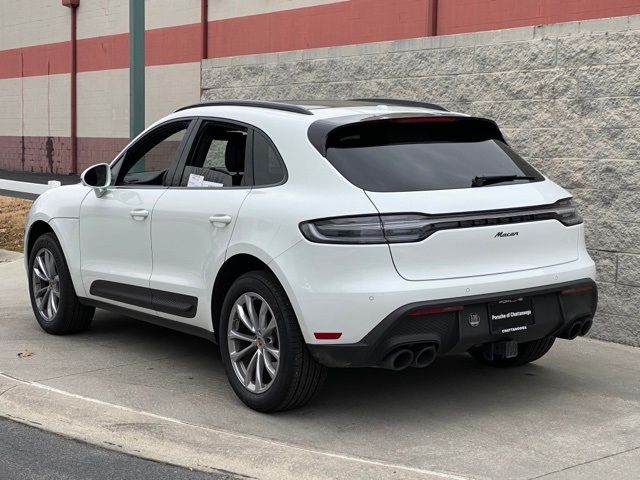 2024 Porsche Macan Base