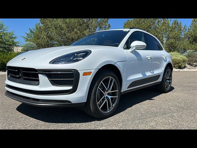 2024 Porsche Macan Base