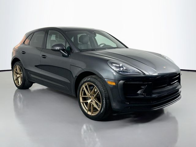 2024 Porsche Macan Base