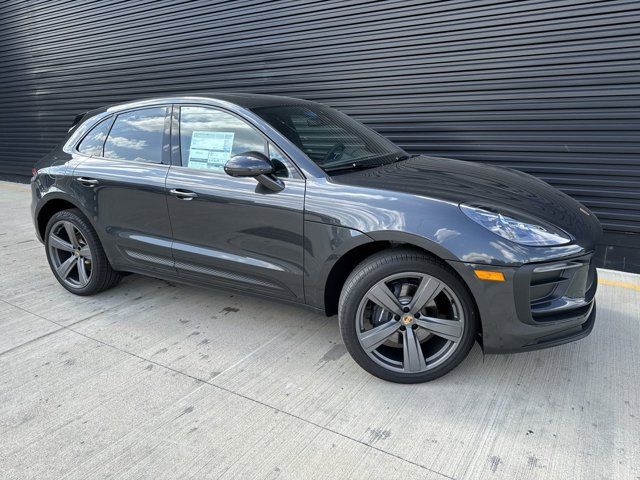 2024 Porsche Macan Base