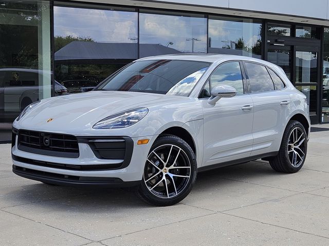 2024 Porsche Macan Base