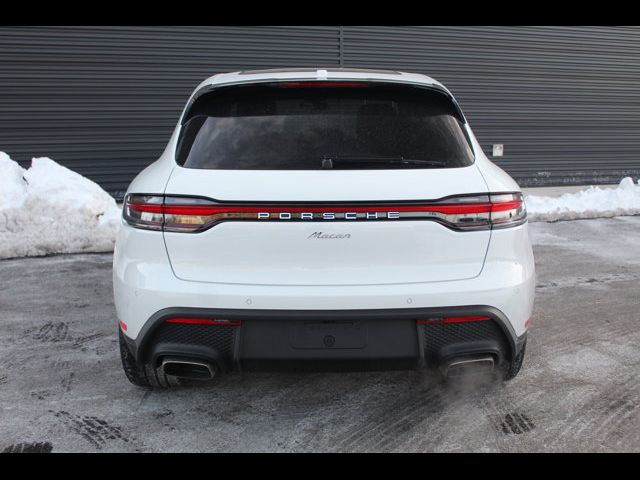 2024 Porsche Macan Base