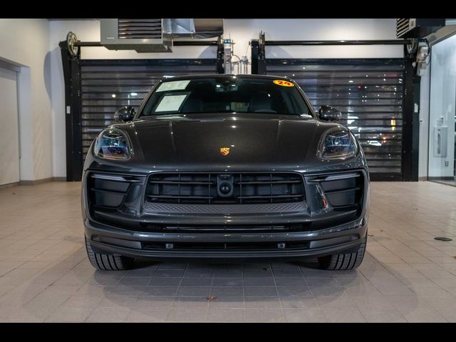 2024 Porsche Macan Base