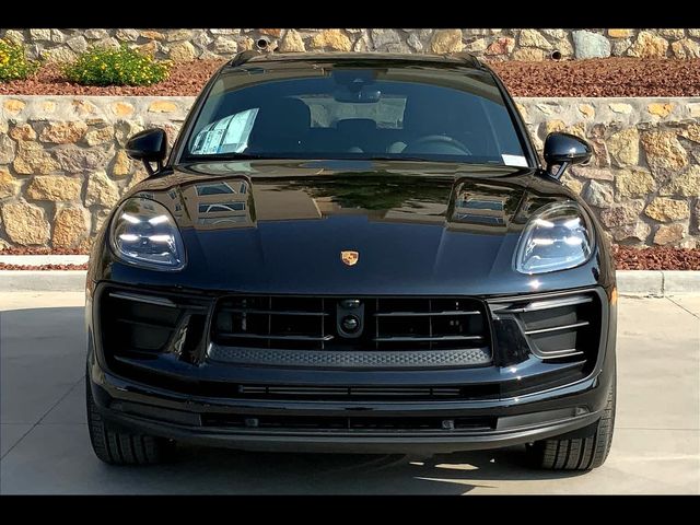 2024 Porsche Macan Base