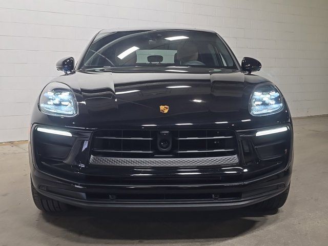 2024 Porsche Macan 