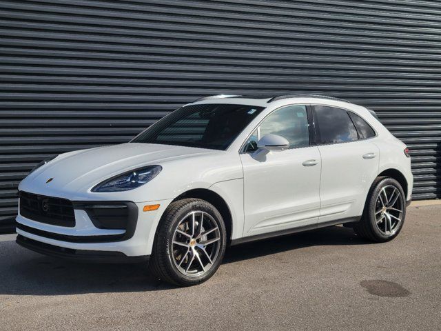 2024 Porsche Macan 