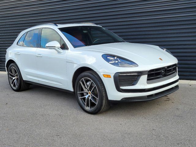 2024 Porsche Macan 