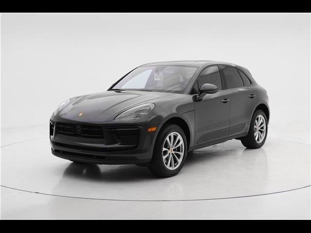 2024 Porsche Macan Base